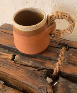 Bara Stoneware Mug Nothing extra. Just how it’s meant to feel A natural clay stoneware mug with a warm amber touch and a handcrafted bamboo handle, designed to feel raw, honest, and close to nature.