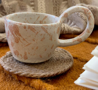Raku Stoneware Mug Not loud. Just impossible to forget A simple-looking stoneware mug that reveals a quietly different presence.