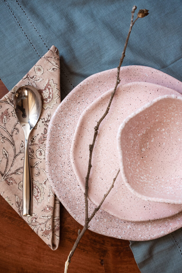 Version Love Dinnerware SET Elegance with quiet strength. A handcrafted stoneware dinnerware set with a delicate speckled glaze, made for warm and elegant tables.