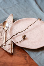Version Love Dinnerware SET Elegance with quiet strength. A handcrafted stoneware dinnerware set with a delicate speckled glaze, made for warm and elegant tables.