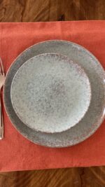 Coral Dinnerware Plate A beautiful stoneware dinnerware collection with a natural mix of green and earthy brown colors. Perfect for serving your main courses, salads, or daily meals.